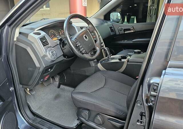 Сірий Cанг Йонг Kyron, об'ємом двигуна 2 л та пробігом 145 тис. км за 10500 $, фото 22 на Automoto.ua