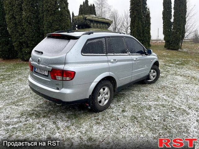 Серый Cанг Йонг Кирон, объемом двигателя 2 л и пробегом 200 тыс. км за 9000 $, фото 3 на Automoto.ua