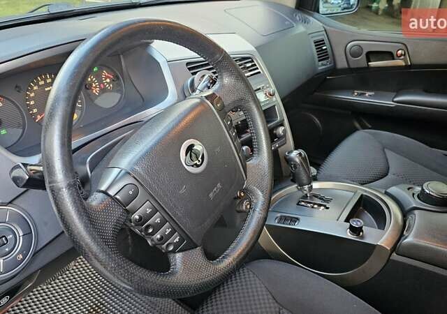 Сірий Cанг Йонг Kyron, об'ємом двигуна 2 л та пробігом 145 тис. км за 10500 $, фото 33 на Automoto.ua