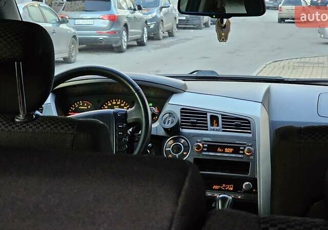 Сірий Cанг Йонг Kyron, об'ємом двигуна 2 л та пробігом 145 тис. км за 10500 $, фото 18 на Automoto.ua