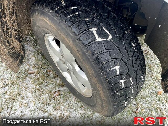 Серый Cанг Йонг Кирон, объемом двигателя 2 л и пробегом 200 тыс. км за 9000 $, фото 9 на Automoto.ua