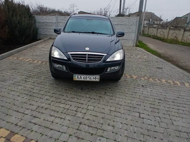 Серый Cанг Йонг Кирон, объемом двигателя 2 л и пробегом 200 тыс. км за 7800 $, фото 2 на Automoto.ua