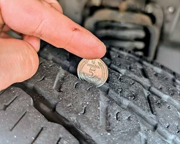 Серый Cанг Йонг Кирон, объемом двигателя 2 л и пробегом 130 тыс. км за 9400 $, фото 15 на Automoto.ua