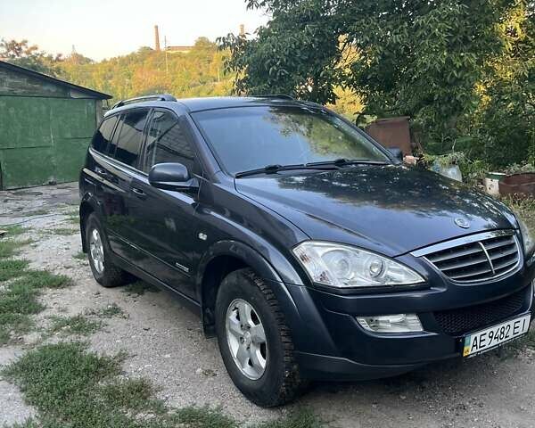Сірий Cанг Йонг Kyron, об'ємом двигуна 2 л та пробігом 216 тис. км за 7553 $, фото 1 на Automoto.ua