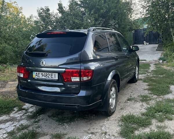 Сірий Cанг Йонг Kyron, об'ємом двигуна 2 л та пробігом 216 тис. км за 7553 $, фото 2 на Automoto.ua