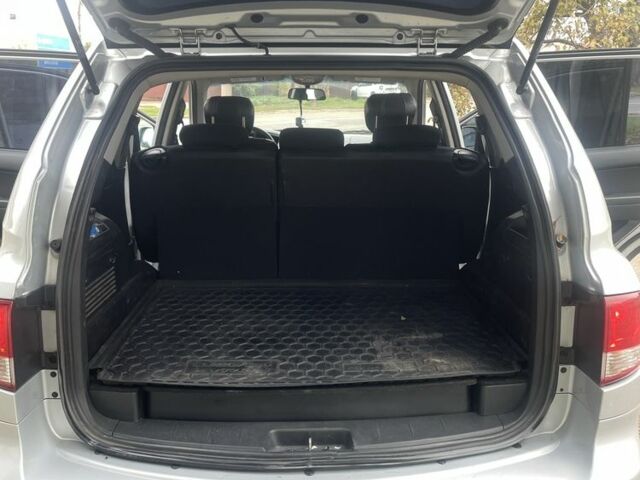 Серый Cанг Йонг Кирон, объемом двигателя 2 л и пробегом 125 тыс. км за 8500 $, фото 4 на Automoto.ua