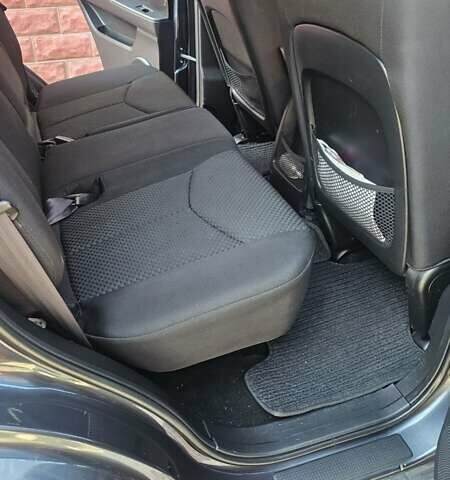 Серый Cанг Йонг Кирон, объемом двигателя 2 л и пробегом 150 тыс. км за 10000 $, фото 10 на Automoto.ua