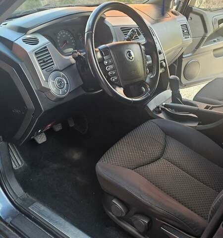 Серый Cанг Йонг Кирон, объемом двигателя 2 л и пробегом 150 тыс. км за 10000 $, фото 9 на Automoto.ua