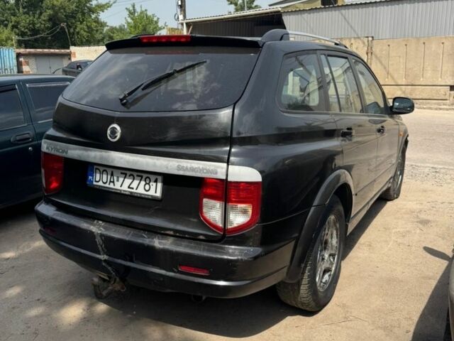 Синий Cанг Йонг Кирон, объемом двигателя 2 л и пробегом 240 тыс. км за 2500 $, фото 4 на Automoto.ua