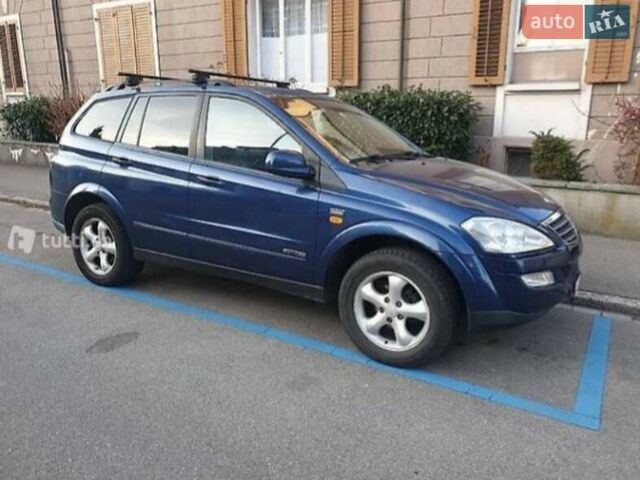Синий Cанг Йонг Кирон, объемом двигателя 2.7 л и пробегом 172 тыс. км за 8500 $, фото 7 на Automoto.ua
