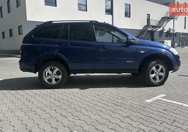 Синий Cанг Йонг Кирон, объемом двигателя 2 л и пробегом 212 тыс. км за 6000 $, фото 4 на Automoto.ua