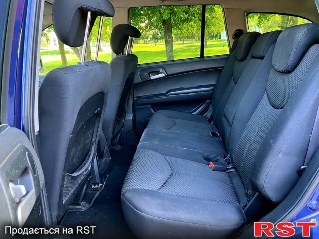 Синий Cанг Йонг Кирон, объемом двигателя 2.3 л и пробегом 180 тыс. км за 6700 $, фото 7 на Automoto.ua