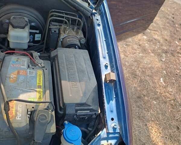 Синій Cанг Йонг Kyron, об'ємом двигуна 2.3 л та пробігом 159 тис. км за 8500 $, фото 22 на Automoto.ua