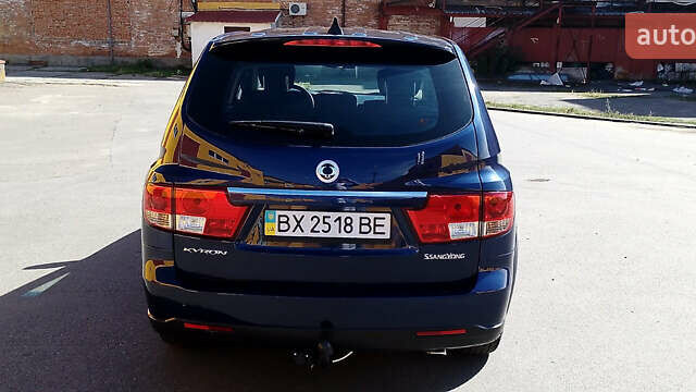 Синий Cанг Йонг Кирон, объемом двигателя 2 л и пробегом 120 тыс. км за 8600 $, фото 1 на Automoto.ua