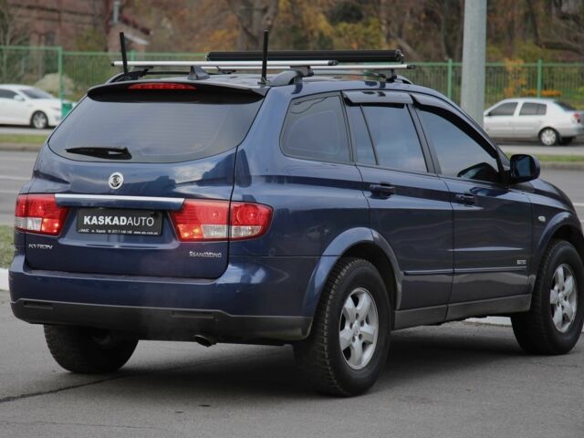 Синий Cанг Йонг Кирон, объемом двигателя 2.3 л и пробегом 108 тыс. км за 8900 $, фото 3 на Automoto.ua