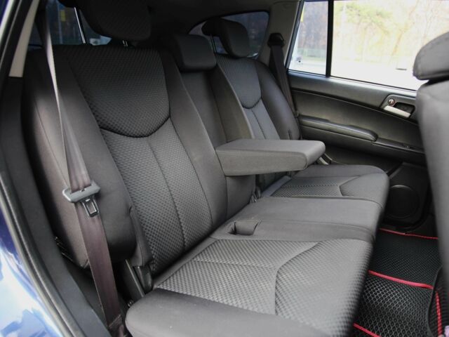 Синий Cанг Йонг Кирон, объемом двигателя 2.3 л и пробегом 108 тыс. км за 8900 $, фото 8 на Automoto.ua