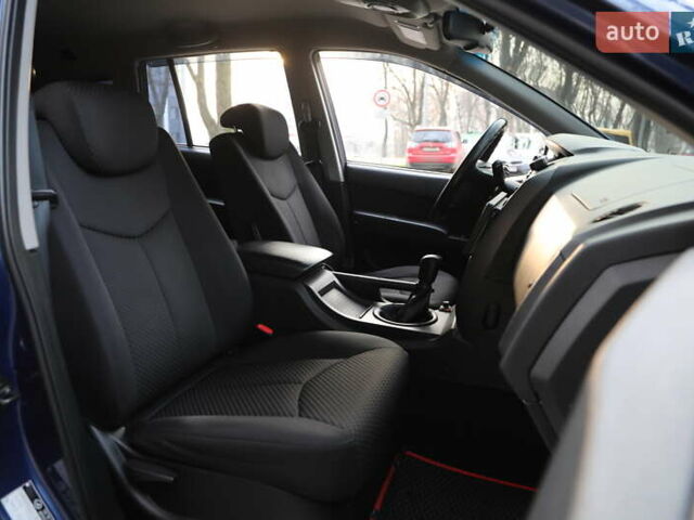 Синий Cанг Йонг Кирон, объемом двигателя 2.3 л и пробегом 108 тыс. км за 8500 $, фото 9 на Automoto.ua