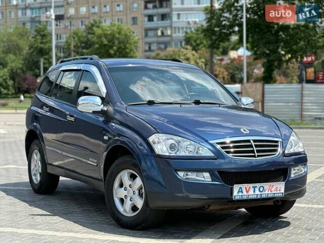 Синий Cанг Йонг Кирон, объемом двигателя 2 л и пробегом 119 тыс. км за 9700 $, фото 3 на Automoto.ua
