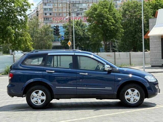 Синий Cанг Йонг Кирон, объемом двигателя 2 л и пробегом 119 тыс. км за 9900 $, фото 3 на Automoto.ua
