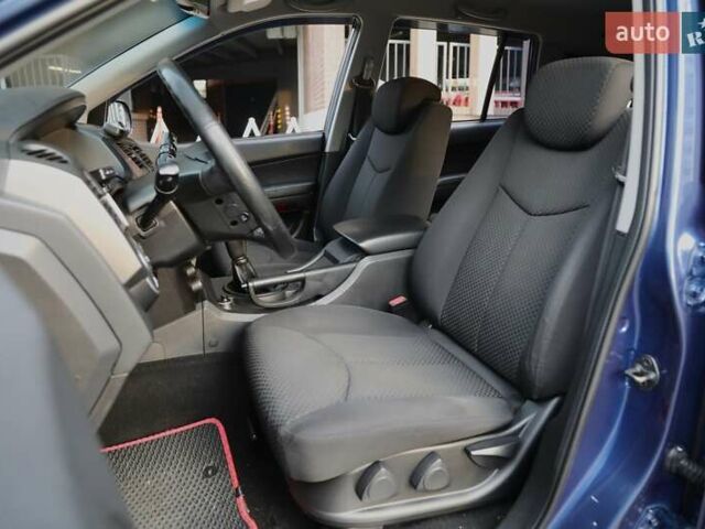 Синий Cанг Йонг Кирон, объемом двигателя 2.3 л и пробегом 108 тыс. км за 8500 $, фото 6 на Automoto.ua