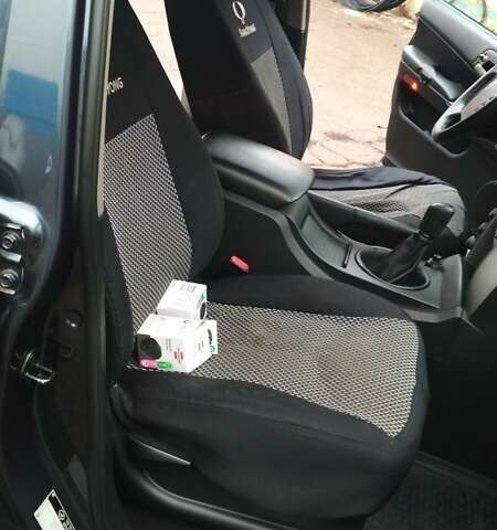 Синий Cанг Йонг Кирон, объемом двигателя 2 л и пробегом 56 тыс. км за 15000 $, фото 7 на Automoto.ua