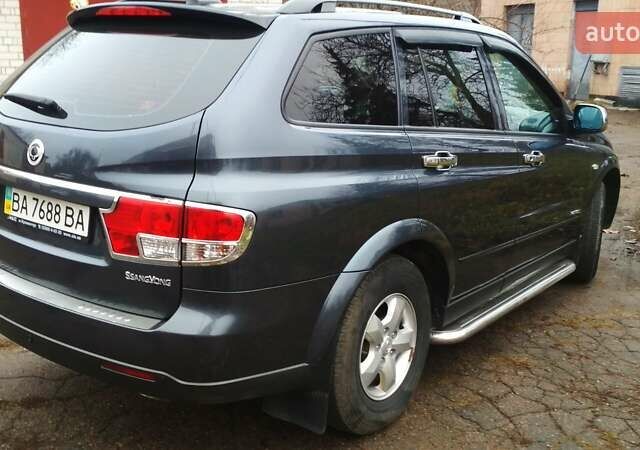 Синий Cанг Йонг Кирон, объемом двигателя 2 л и пробегом 56 тыс. км за 15000 $, фото 1 на Automoto.ua