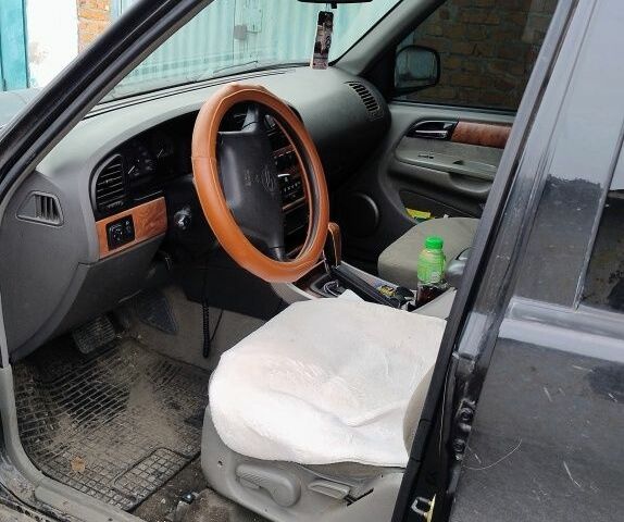 Чорний Cанг Йонг Муссо, об'ємом двигуна 2.9 л та пробігом 290 тис. км за 4734 $, фото 5 на Automoto.ua