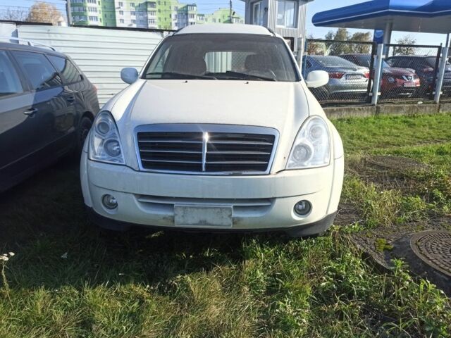 Cанг Йонг Рекстон 2011 в Хмельницком на Automoto.ua Белый Cанг Йонг Рекстон, объемом двигателя 2.7 л и пробегом 344 тыс. км за 4082 $, фото 1 на Automoto.ua