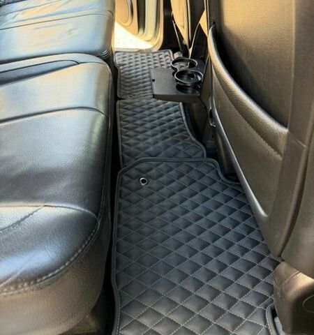 Белый Cанг Йонг Рекстон, объемом двигателя 2.7 л и пробегом 167 тыс. км за 12500 $, фото 34 на Automoto.ua