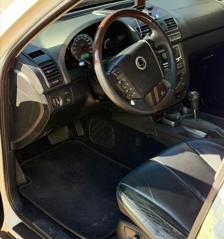 Белый Cанг Йонг Рекстон, объемом двигателя 2.7 л и пробегом 167 тыс. км за 12500 $, фото 15 на Automoto.ua