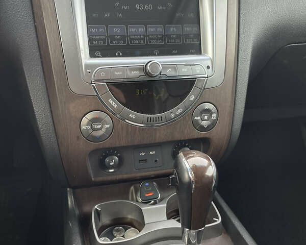 Белый Cанг Йонг Рекстон, объемом двигателя 2.7 л и пробегом 235 тыс. км за 11000 $, фото 32 на Automoto.ua