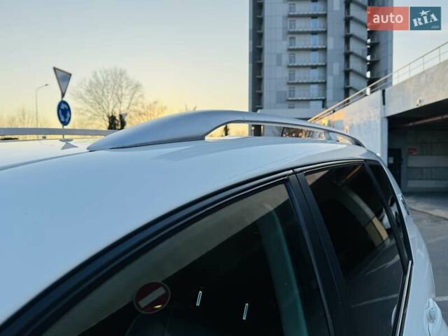 Белый Cанг Йонг Рекстон, объемом двигателя 2.7 л и пробегом 175 тыс. км за 11100 $, фото 17 на Automoto.ua