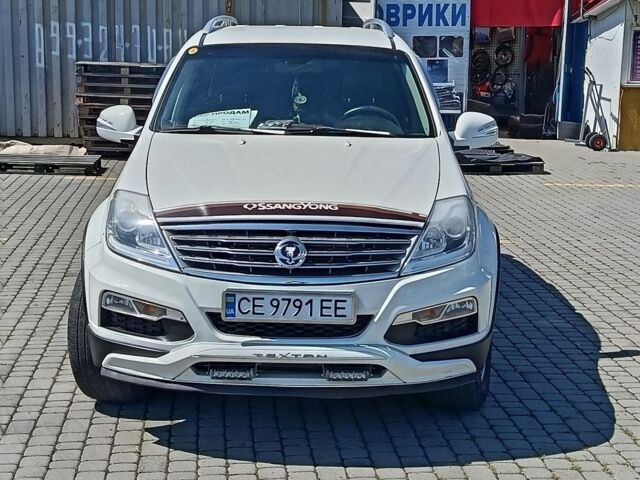 Белый Cанг Йонг Рекстон, объемом двигателя 2.7 л и пробегом 194 тыс. км за 12500 $, фото 21 на Automoto.ua