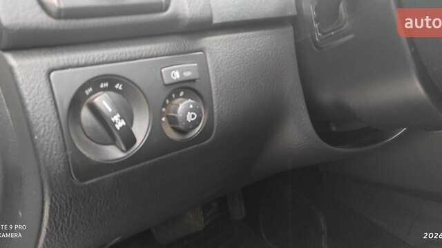 Белый Cанг Йонг Рекстон, объемом двигателя 2 л и пробегом 135 тыс. км за 13500 $, фото 18 на Automoto.ua