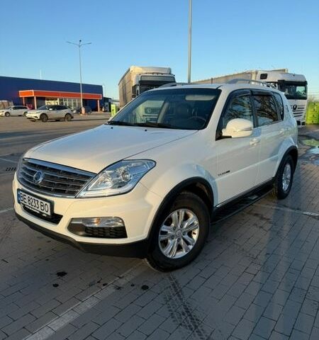 Білий Cанг Йонг Rexton, об'ємом двигуна 2 л та пробігом 73 тис. км за 12700 $, фото 1 на Automoto.ua