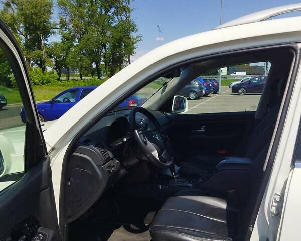 Белый Cанг Йонг Рекстон, объемом двигателя 2.2 л и пробегом 154 тыс. км за 14999 $, фото 32 на Automoto.ua