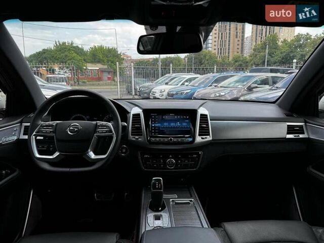 Білий Cанг Йонг Rexton, об'ємом двигуна 2.2 л та пробігом 13 тис. км за 46290 $, фото 50 на Automoto.ua