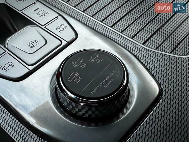 Білий Cанг Йонг Rexton, об'ємом двигуна 2.2 л та пробігом 13 тис. км за 46290 $, фото 26 на Automoto.ua