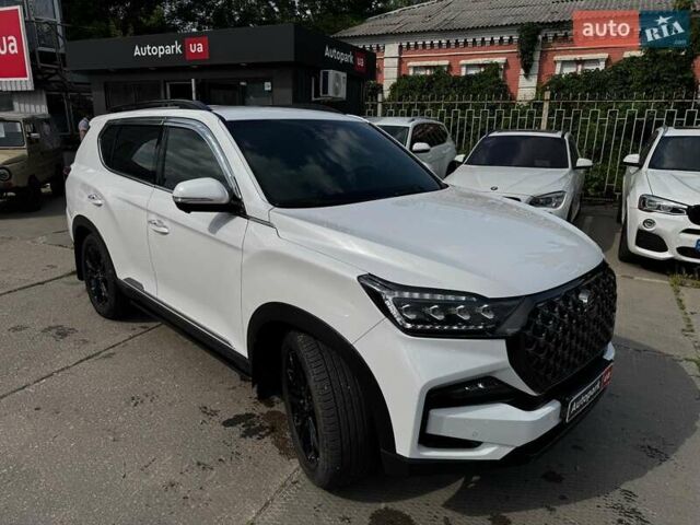 Білий Cанг Йонг Rexton, об'ємом двигуна 2.2 л та пробігом 13 тис. км за 46290 $, фото 8 на Automoto.ua