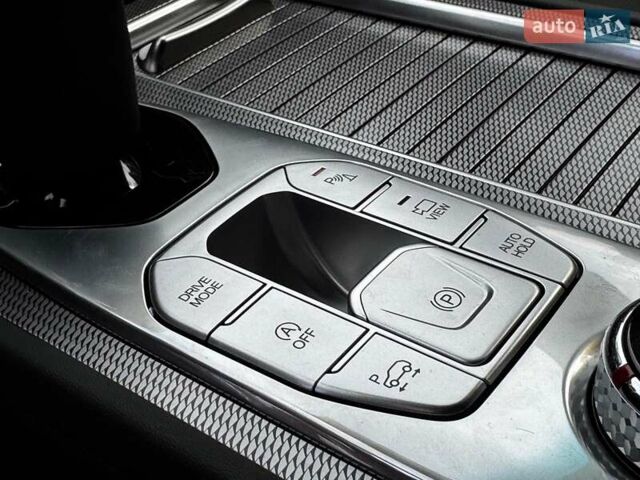 Білий Cанг Йонг Rexton, об'ємом двигуна 2.2 л та пробігом 13 тис. км за 46290 $, фото 27 на Automoto.ua