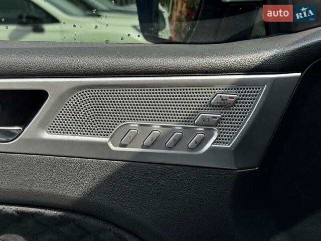 Білий Cанг Йонг Rexton, об'ємом двигуна 2.2 л та пробігом 13 тис. км за 46290 $, фото 21 на Automoto.ua