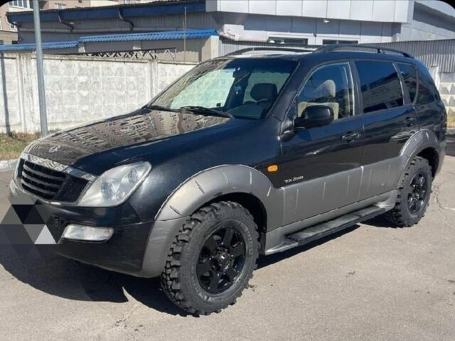 Черный Cанг Йонг Рекстон, объемом двигателя 0 л и пробегом 2 тыс. км за 5000 $, фото 2 на Automoto.ua