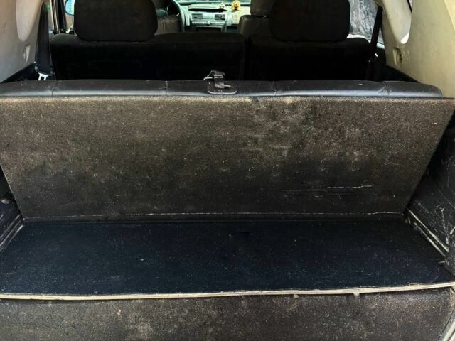 Чорний Cанг Йонг Rexton, об'ємом двигуна 3 л та пробігом 195 тис. км за 6500 $, фото 5 на Automoto.ua