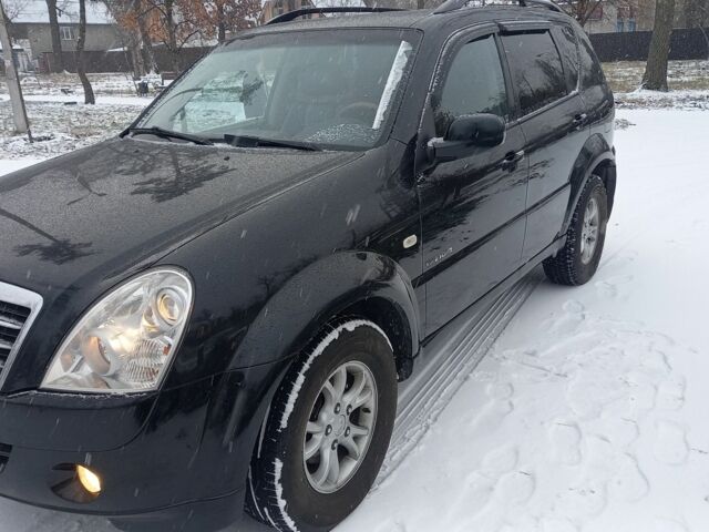 Чорний Cанг Йонг Rexton, об'ємом двигуна 0 л та пробігом 240 тис. км за 9200 $, фото 2 на Automoto.ua