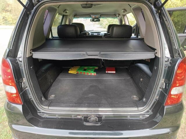 Чорний Cанг Йонг Rexton, об'ємом двигуна 2.7 л та пробігом 190 тис. км за 290 $, фото 9 на Automoto.ua