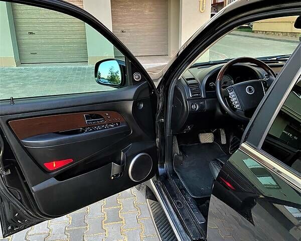 Чорний Cанг Йонг Rexton, об'ємом двигуна 2.7 л та пробігом 86 тис. км за 14000 $, фото 6 на Automoto.ua