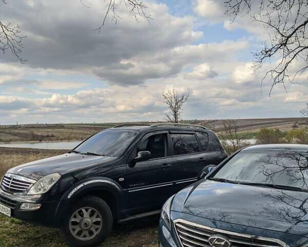 Чорний Cанг Йонг Rexton, об'ємом двигуна 2.7 л та пробігом 200 тис. км за 8500 $, фото 12 на Automoto.ua
