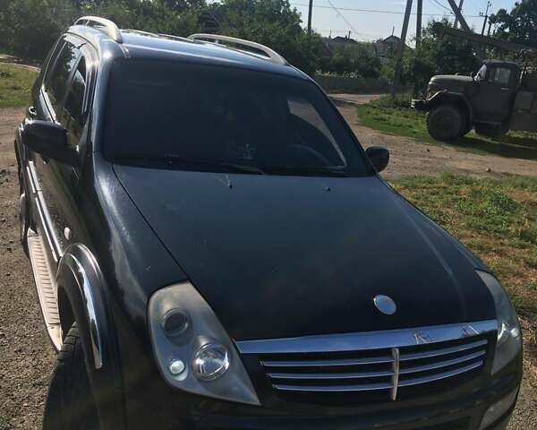 Чорний Cанг Йонг Rexton, об'ємом двигуна 2.7 л та пробігом 200 тис. км за 8500 $, фото 10 на Automoto.ua
