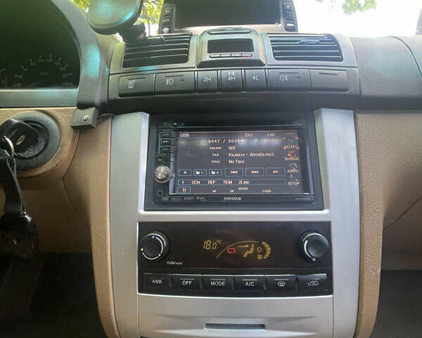 Чорний Cанг Йонг Rexton, об'ємом двигуна 2.8 л та пробігом 184 тис. км за 5300 $, фото 7 на Automoto.ua