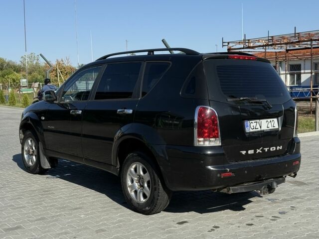 Черный Cанг Йонг Рекстон, объемом двигателя 2.9 л и пробегом 1 тыс. км за 1700 $, фото 6 на Automoto.ua